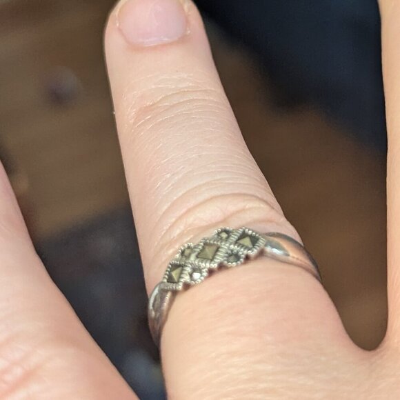 Estate Dainty Marcasite Ring Sterling Silver Minimalist Thin Victorian 925 - Picture 6 of 7